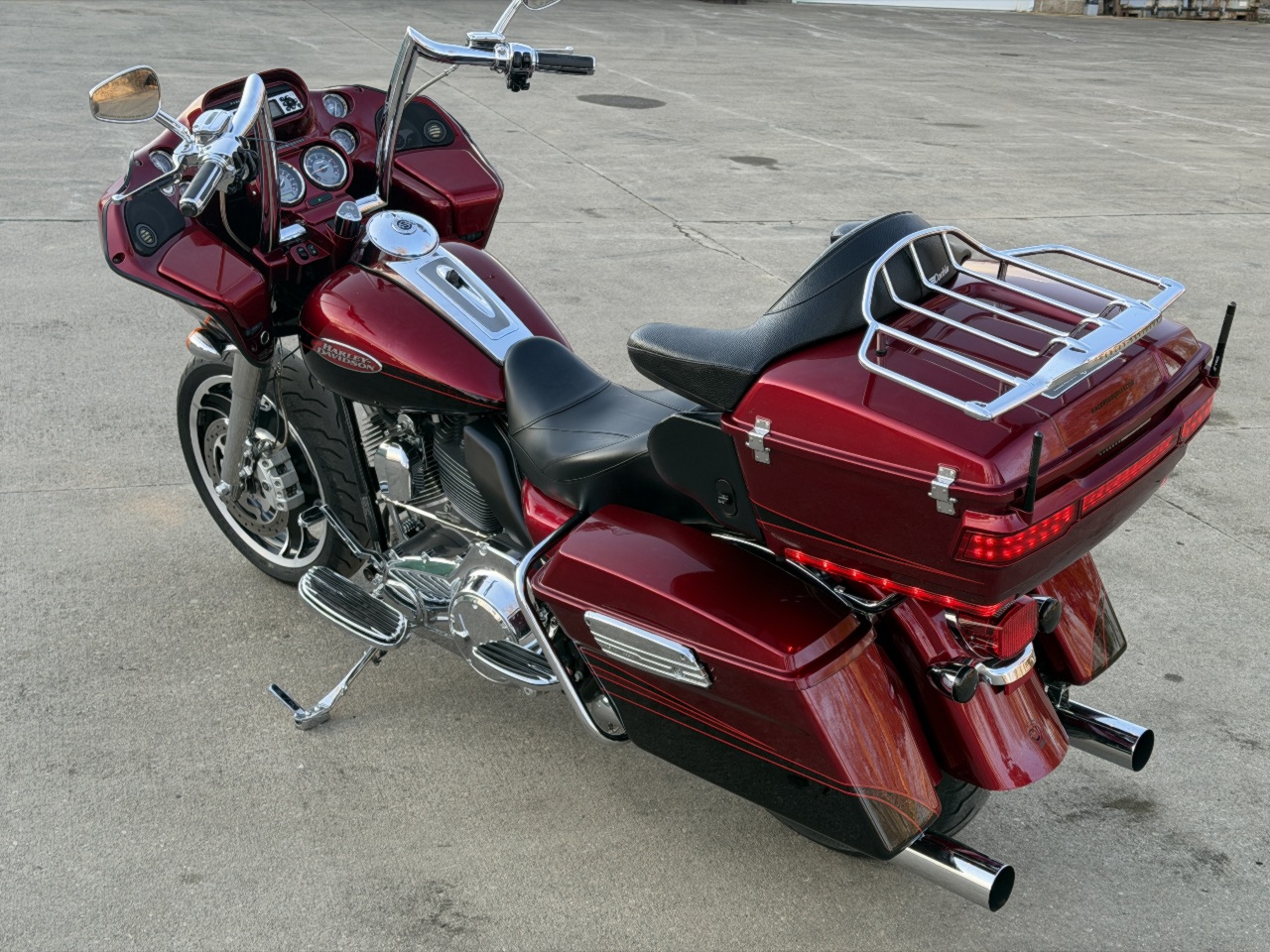 2011 Harley-Davidson FLHTRUSE CVO Road Glide Ultra